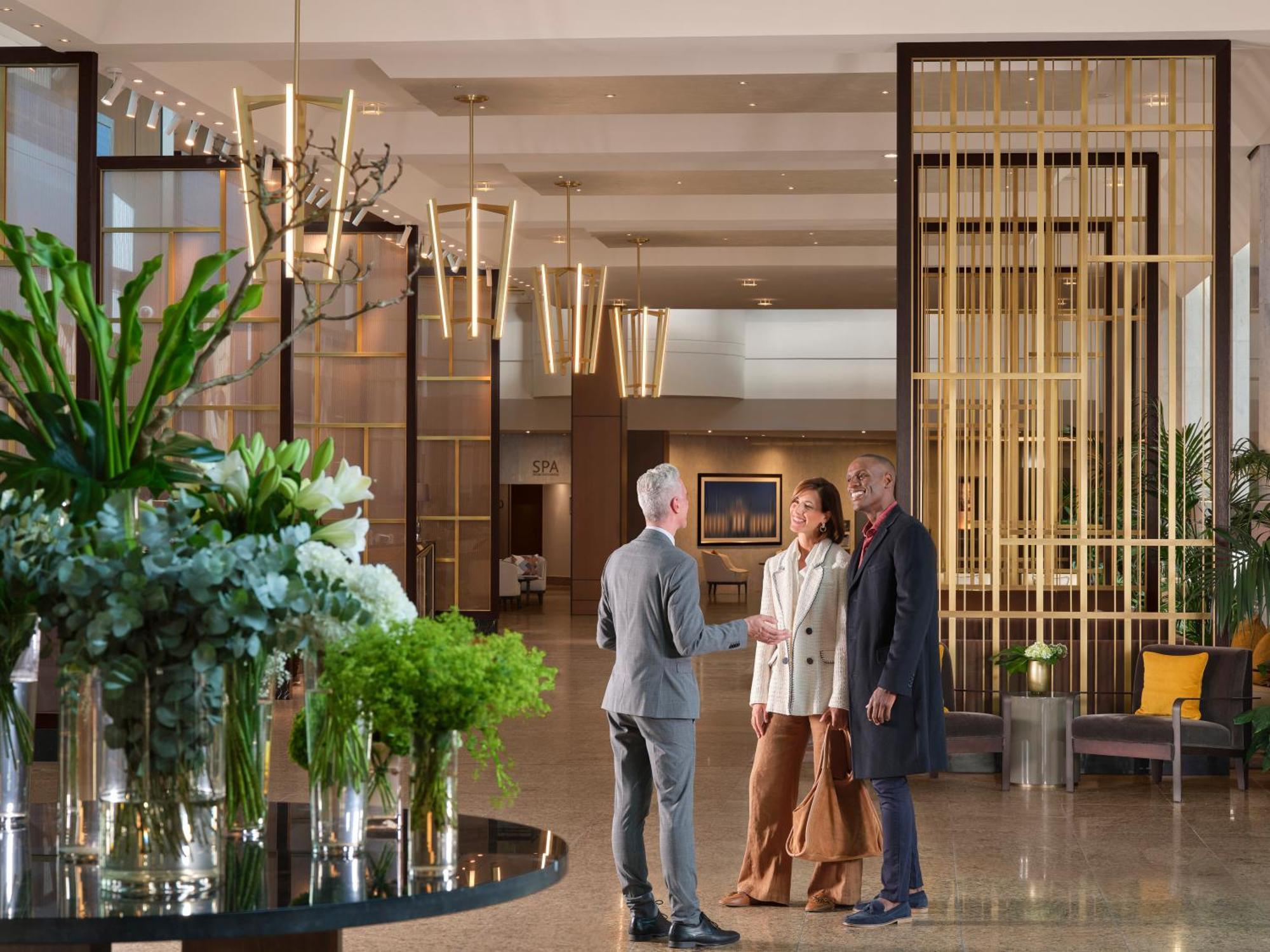 Intercontinental Berlin By Ihg Hotel Luaran gambar The lobby of the InterContinental Dublin